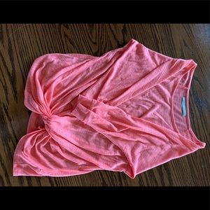 Long sleeve with knot in front